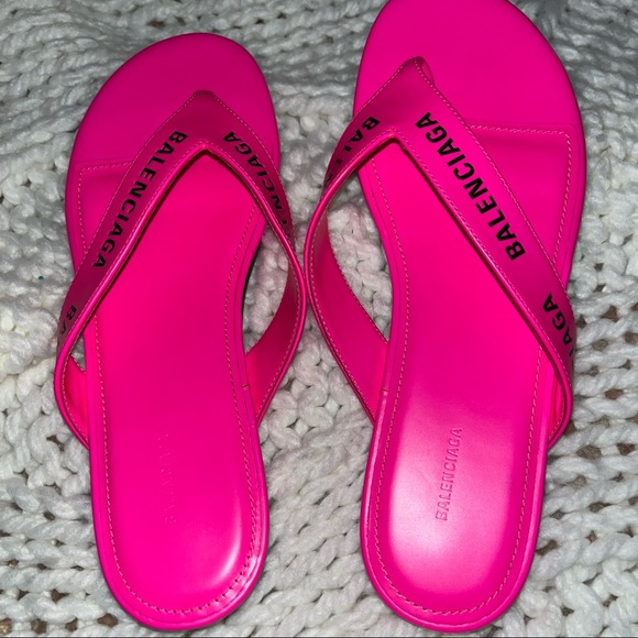 Balenciaga Pink Allover-logo Round Leather Thong San Sandals - Picture 7 of 9